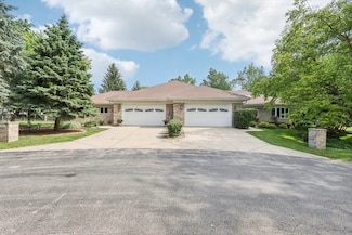 18 Coventry Chase Unit 18, Joliet, IL 60431