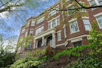 24 Addington Rd Unit 3, Brookline, MA 02445