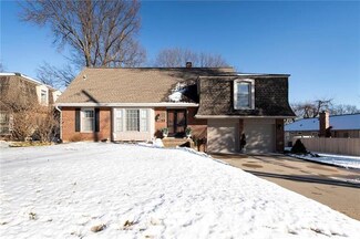 8823 Antioch Rd, Overland Park, KS 66212
