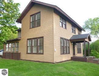 103 S Lincoln St, Saint Louis, MI 48880