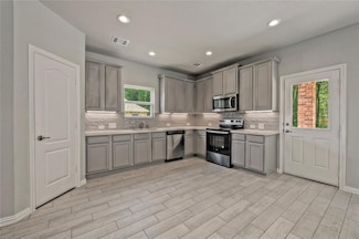 440 Shoreview Dr, Cut and Shoot, TX 77303