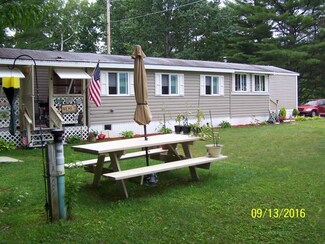 15 Birchway Dr, North Woodstock, NH 03262