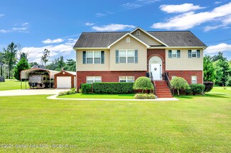 688 Cannie Phillips Rd, Sumiton, AL 35148