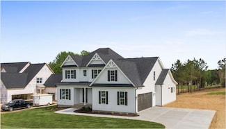 2 Hickory Ct, Suffern, NY 10901