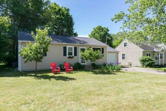223 Staniford Rd, Burlington, VT 05408
