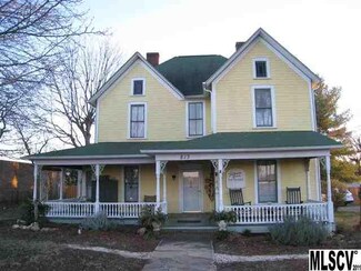 813 Main Ave SW, Hickory, NC 28602