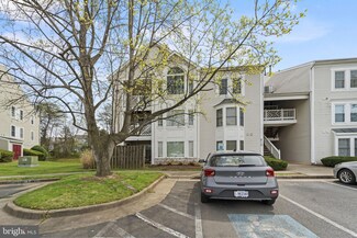 8115 Lacy Dr Unit 102, Manassas, VA 20109