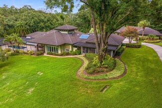 1007 Lakewood Dr, Brandon, FL 33510