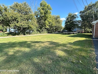 303 E Jefferson St, La Grange, KY 40031