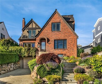 2416 Rosemont Place W, Seattle, WA 98199