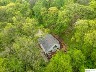 17670 Pioneer Trail, Plattsmouth, NE 68048