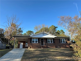 1036 Appalachin Dr, Fayetteville, NC 28311