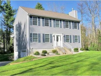 8 Vinton Rd, Sturbridge, MA 01566