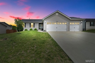 319 Falcons Way, Wright City, MO 63390
