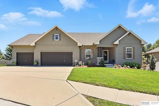 17217 Polk Cir, Omaha, NE 68135