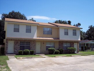 8238 Lawton St, Pensacola, FL 32514