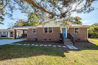 1949 Swift Ave, Charleston, SC 29407