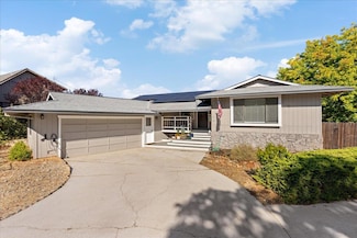 3058 Royce Dr, Rescue, CA 95672