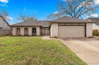 909 W Decatur St, Broken Arrow, OK 74011