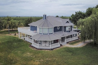 13247 Vineyard Rd, Waterford, CA 95386
