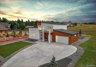25 Huntington Beach Dr, Colorado Springs, CO 80921