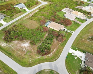442 Albatross Rd, Rotonda West, FL 33947