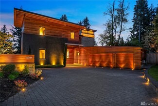 10314 SE 25th St, Bellevue, WA 98004