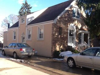 2343 S 14th Ave, Riverside, IL 60546