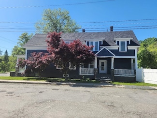 42 Elm St, Claremont, NH 03743