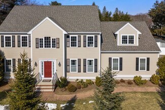 25 Pound St, Medfield, MA 02052