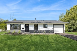17630 Country Club Ln, Country Club Hills, IL 60478