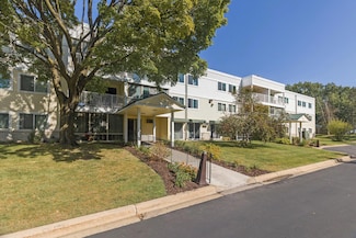 130 Demont Ave E Unit 249, Little Canada, MN 55117