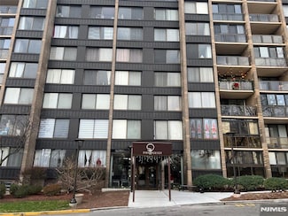 9060 Palisade Ave Unit 1003, North Bergen, NJ 07047