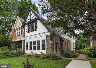 632 E Allens Ln, Philadelphia, PA 19119