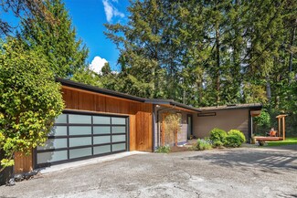 10532 12th Ave NE, Seattle, WA 98125