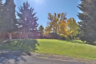 2051 Nevada St, Meeteetse, WY 82433