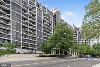 1530 Key Blvd Unit 923, Arlington, VA 22209