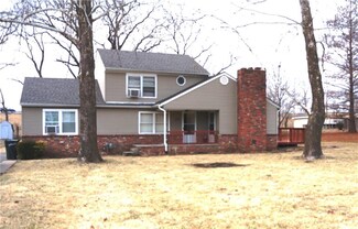812 S 94th St, Kansas City, KS 66111