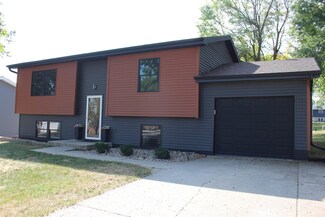 730 Corey Dr, Carroll, IA 51401