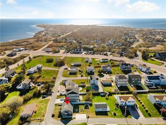 25 Green Meadow Dr, Narragansett, RI 02882