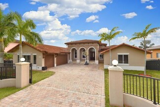 19686 SW 130 Avenue Rd, Miami, FL 33177