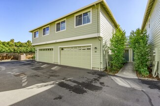 62 N Mountain Ave, Ashland, OR 97520