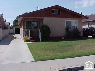 6229 Alamo Ave, Bell, CA 90201