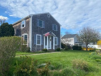 88 Hancock St, Marshfield, MA 02050