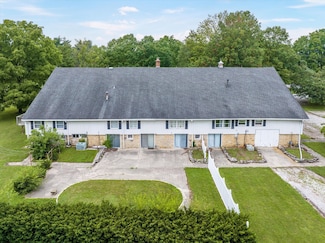 7103 W Us Highway 52, New Palestine, IN 46163