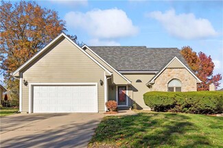 228 NW Hickory St, Lees Summit, MO 64064