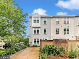 18040 Singing Pine Cir, Montgomery Village, MD 20886