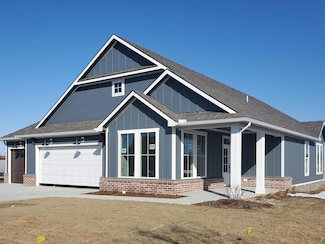 200 W Boxthorn Dr, Andover, KS 67002