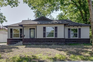 2734 Mayhew Dr, Dallas, TX 75228