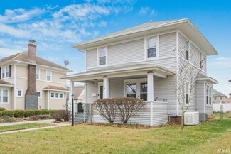 1025 N Frances St, South Bend, IN 46617